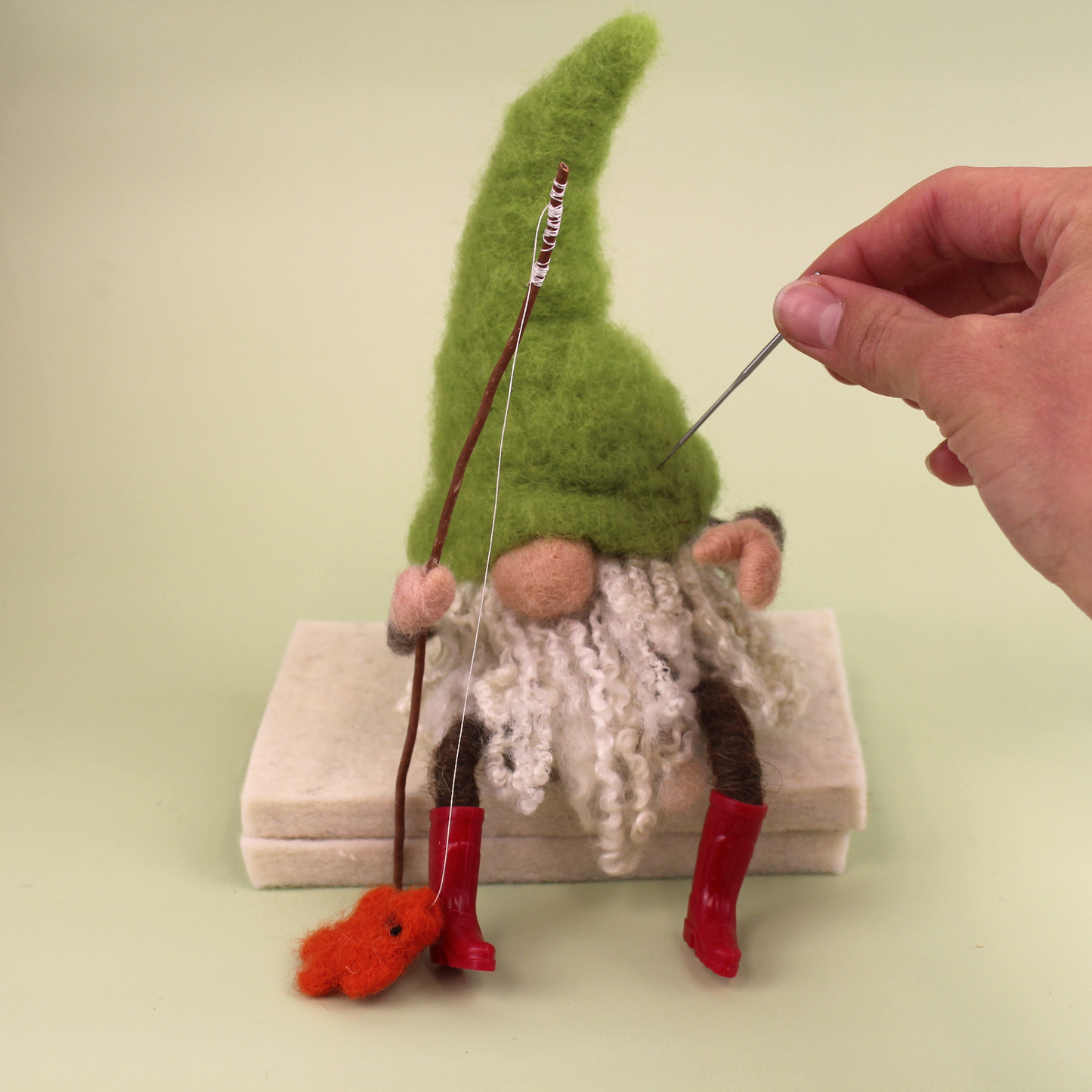 Fishing Gnome Small Needle Felt Kit - The Makerss