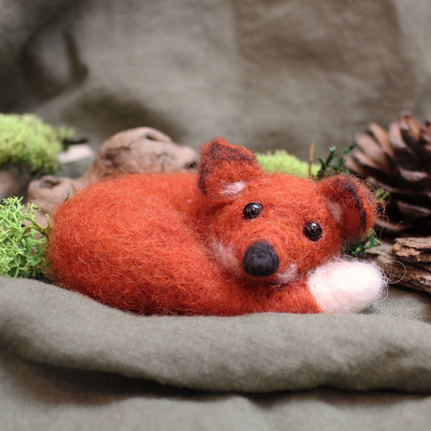 Curled Up Fox- Needle Felt Workshop 4th July 10am-1pm - The Makerss