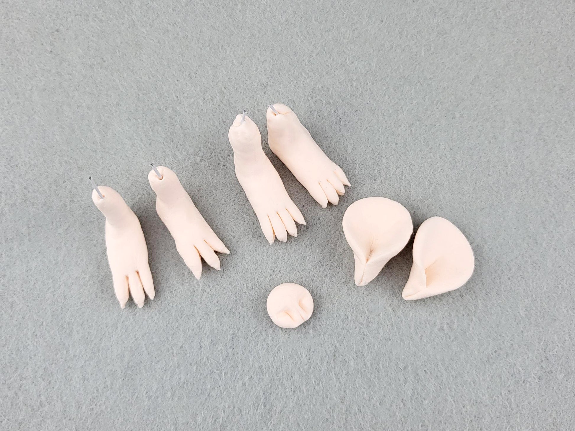 Silk Clay - 40g for beaks, claws, noses etc - various colours - The Makerss