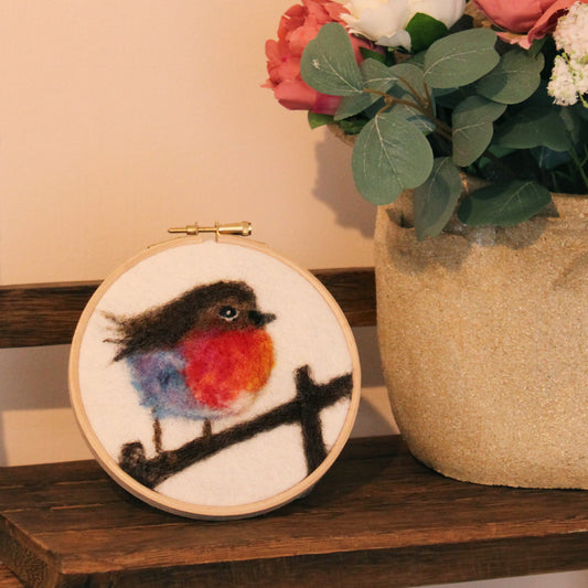 Robin Hoop Picture Needle Felt Kit - The Makerss