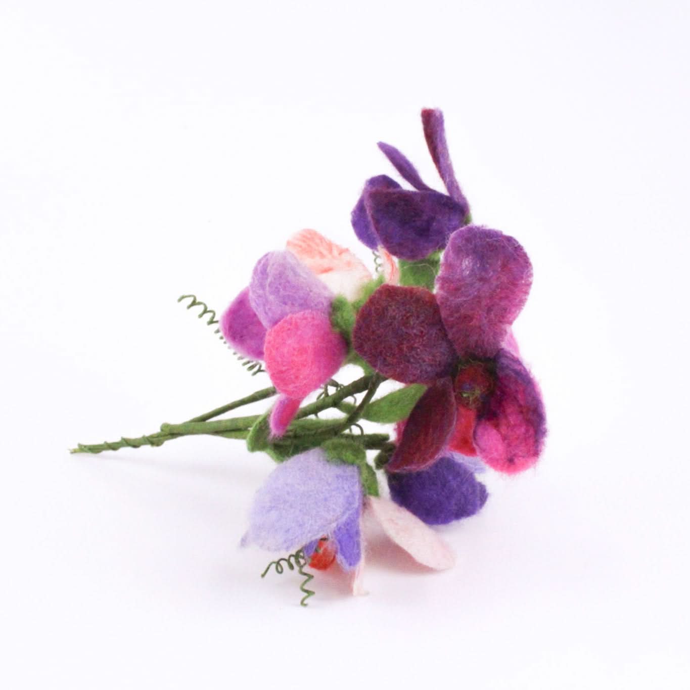 Sweet Pea Posy Needle Felt Kit - no tools - The Makerss