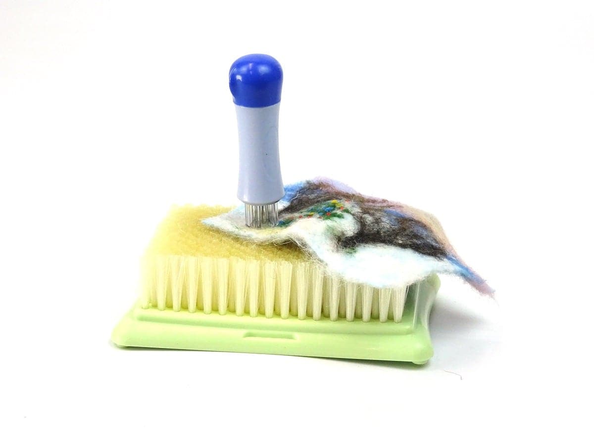 7 Needle Felting Handle / Tool / Holder - with felting needles - The Makerss