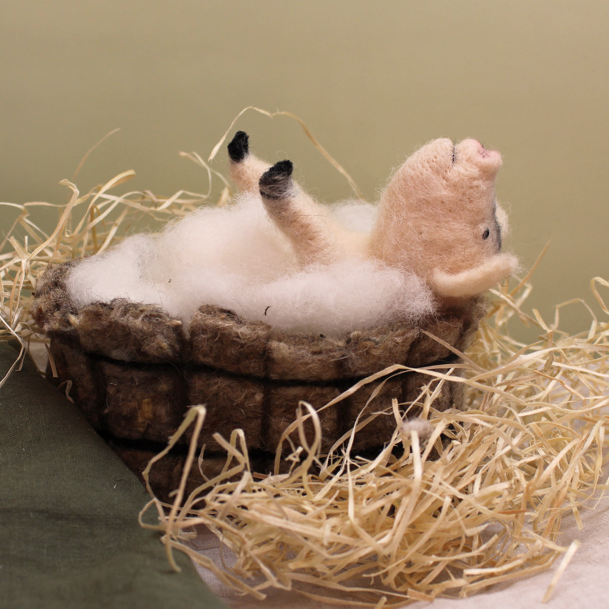 Gloucester Old Spot Pig Needle Felt Kit - The Makerss
