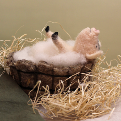 Gloucester Old Spot Pig Needle Felt Kit - The Makerss