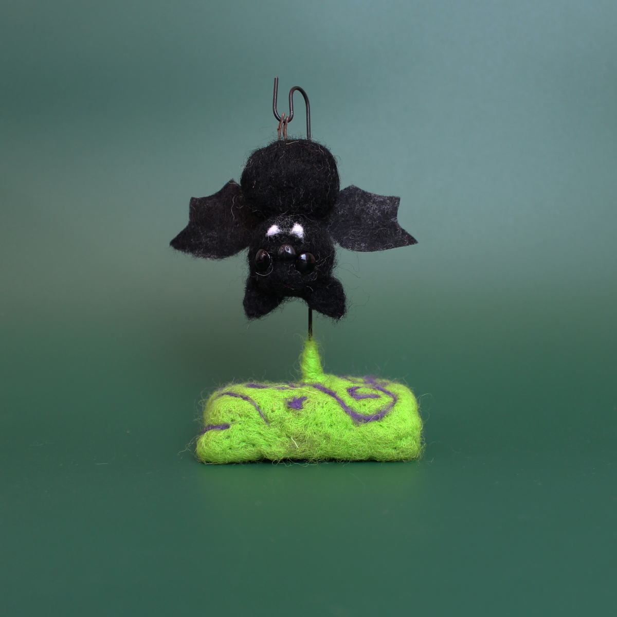 Bat Amiguwoolli Mini Needle Felt Kit