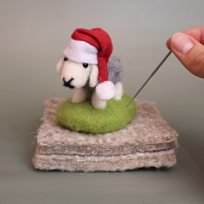 Sheep Amiguwoolli Christmas Mini Needle Felt Kit