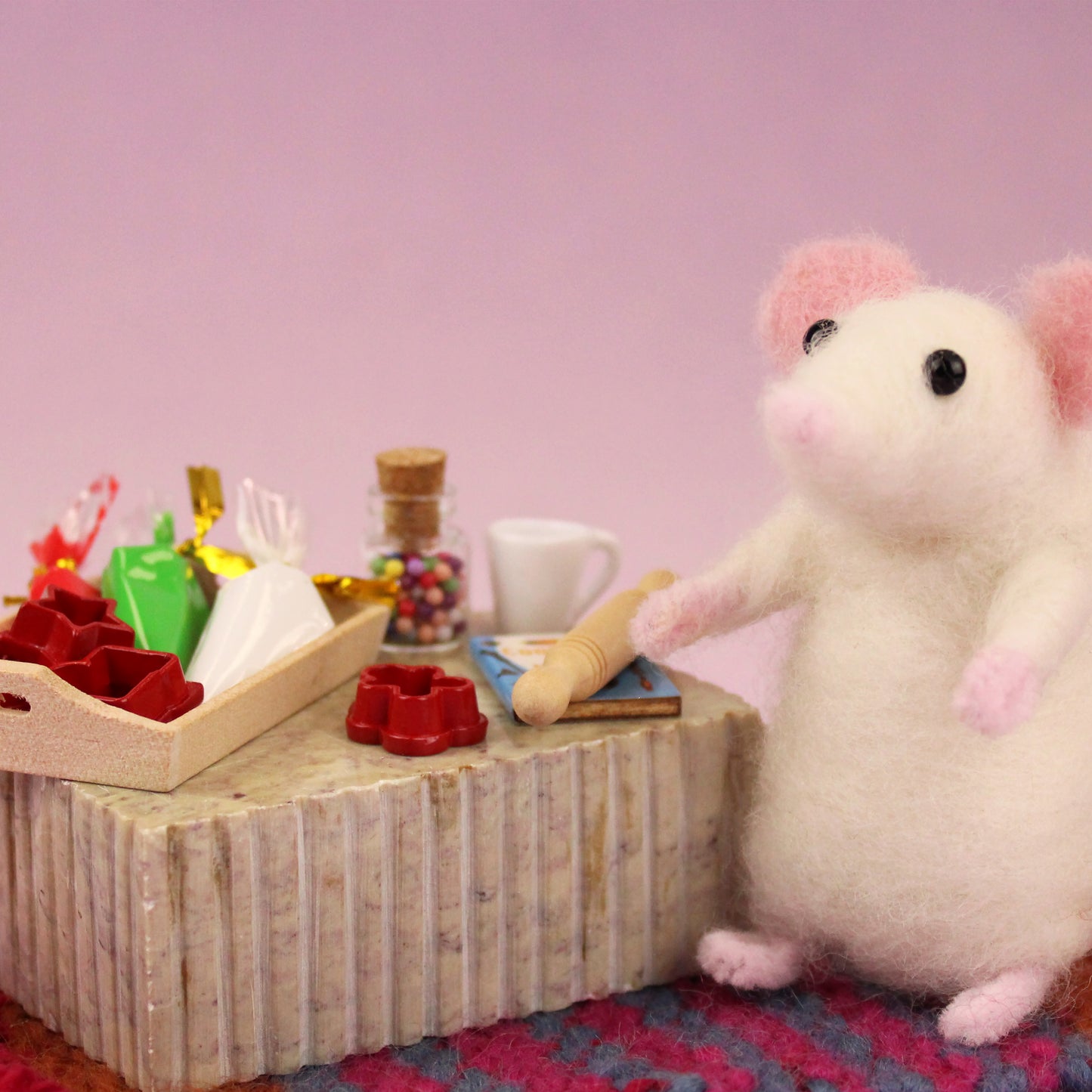 White Mouse Small Needle Felt Kit - ready for character accessories - The Makerss