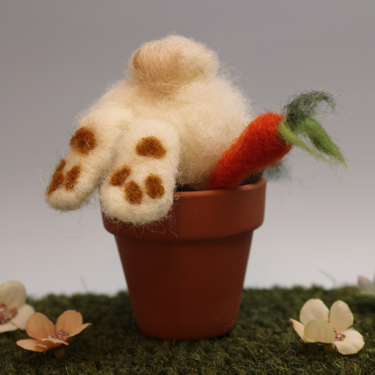 Needle Felted Bunny Bum Pot Workshop with Steffi Stern Saturday 28th March 2026 - The Makerss
