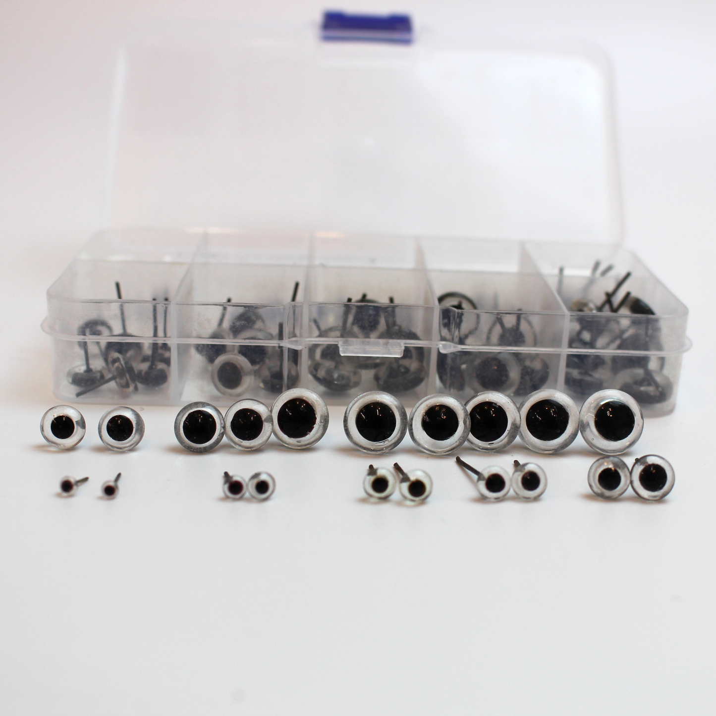 Flock Offer March - Mixed size and colour glue-in eyes in handy box - The Makerss