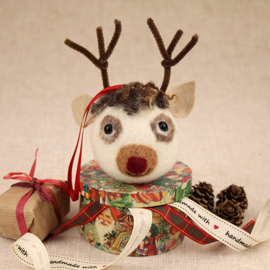 Curly Reindeer Bauble Small Needle Felt Kit