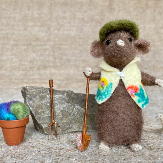 Gardening Mouse - Needle Felt Workshop 15th June 6pm-8pm - The Makerss