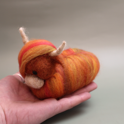 Ginger Highland Cow Small Needle Felt Kit - The Makerss