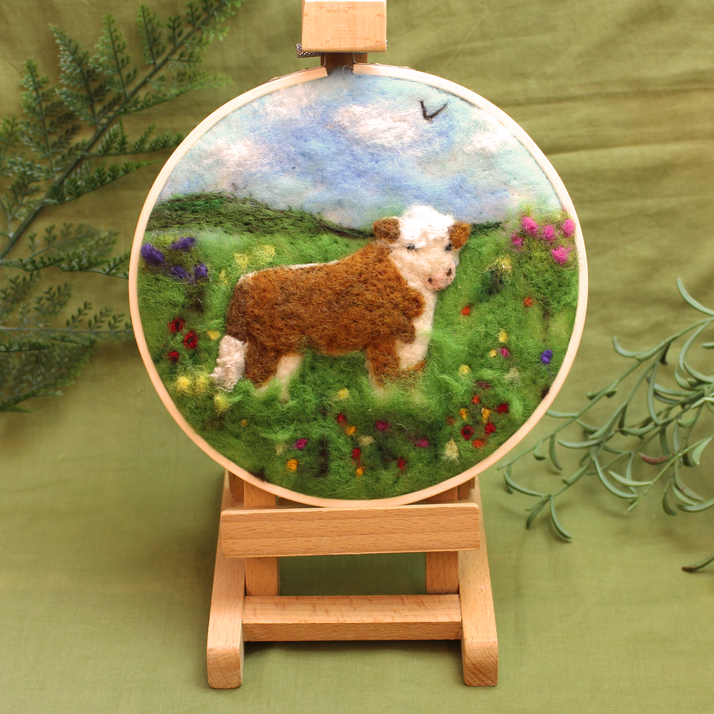Hereford Bull Needle Felt Kit - The Makerss