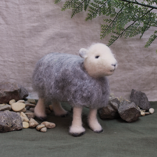 Herdwick Sheep British Wool Small Kit - The Makerss