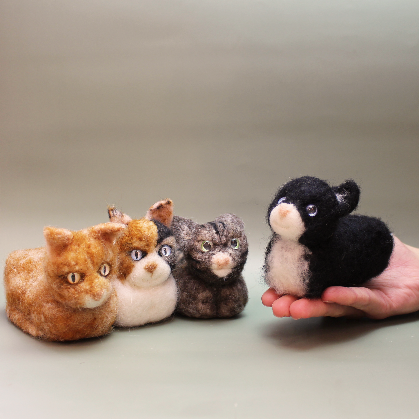 Realistic Cat Loaf Needle Felt Small Kit - makes 1 - The Makerss