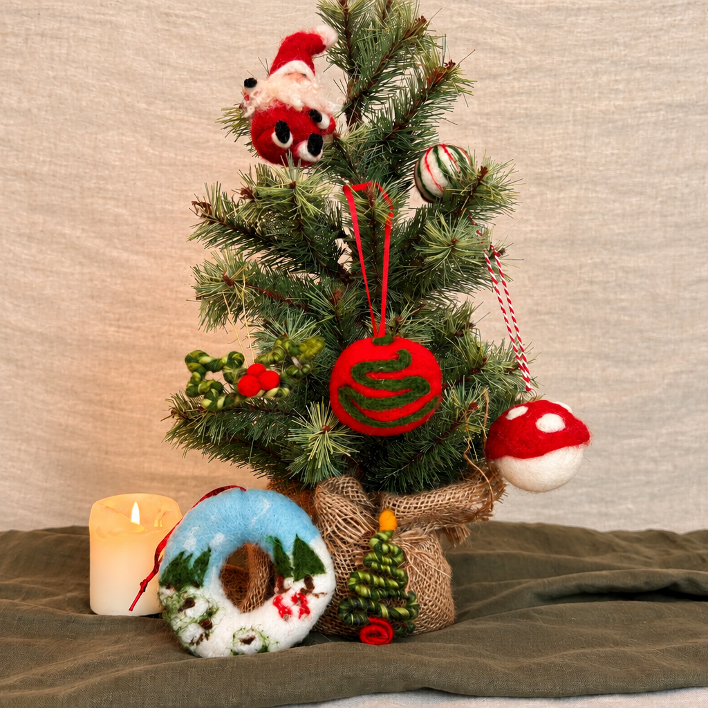 Merry Make-Along via Zoom 28 November 10am-3pm Workshop