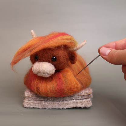 Ginger Highland Cow Small Needle Felt Kit - The Makerss