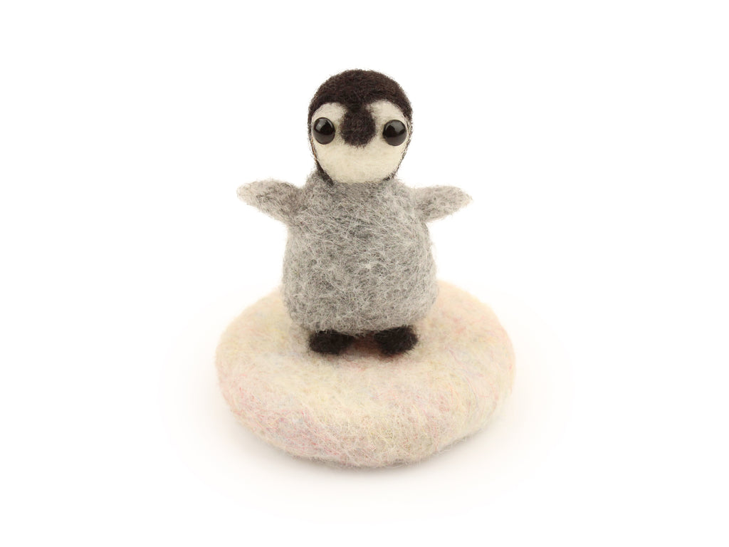 Penguin Amiguwoolli Mini Needle Felt Kit - The Makerss