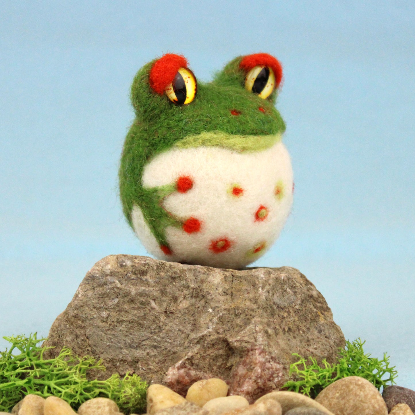 Round Frog Small Needle Felt Kit - The Makerss