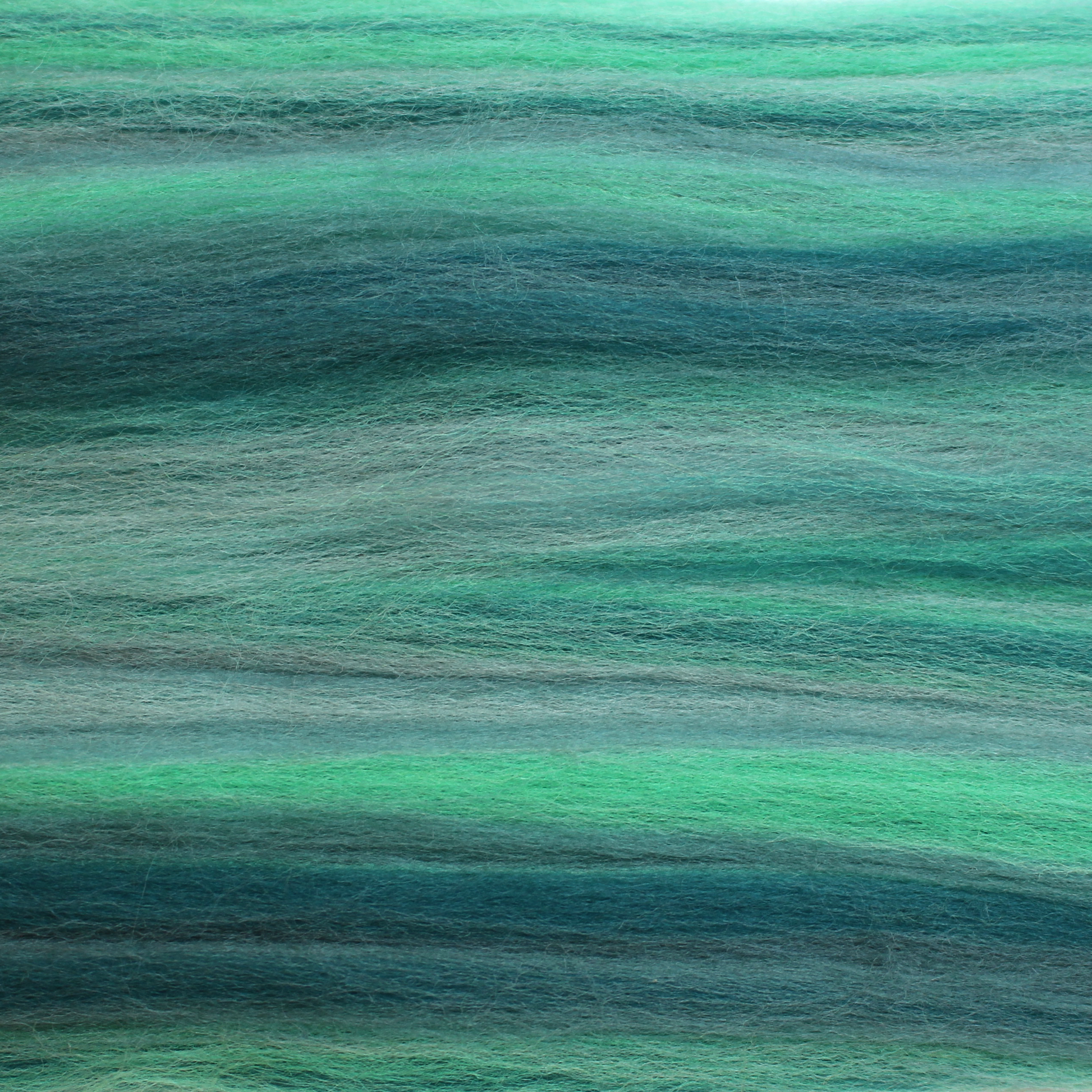 Sea Glass dyed Merino Wool Tops - The Makerss