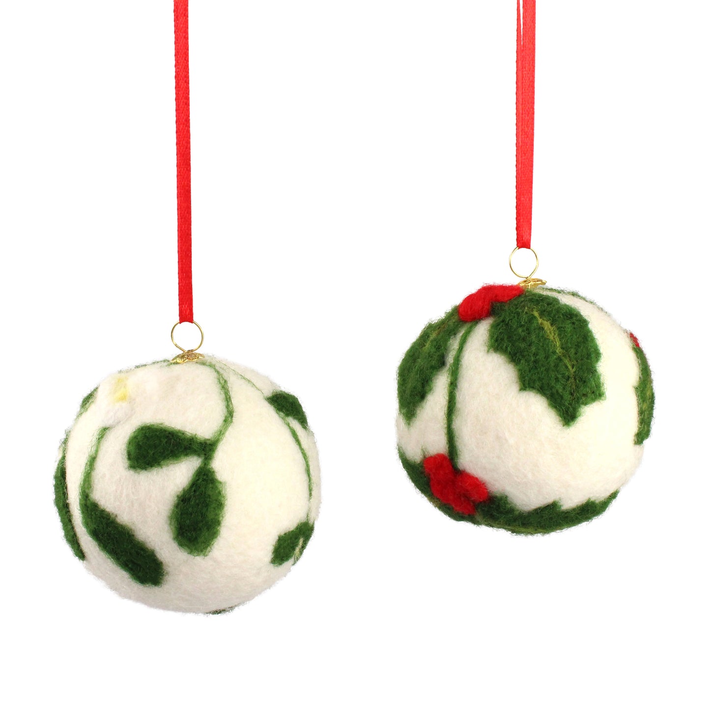 Gold coloured fittings /hangers for wool baubles - The Makerss