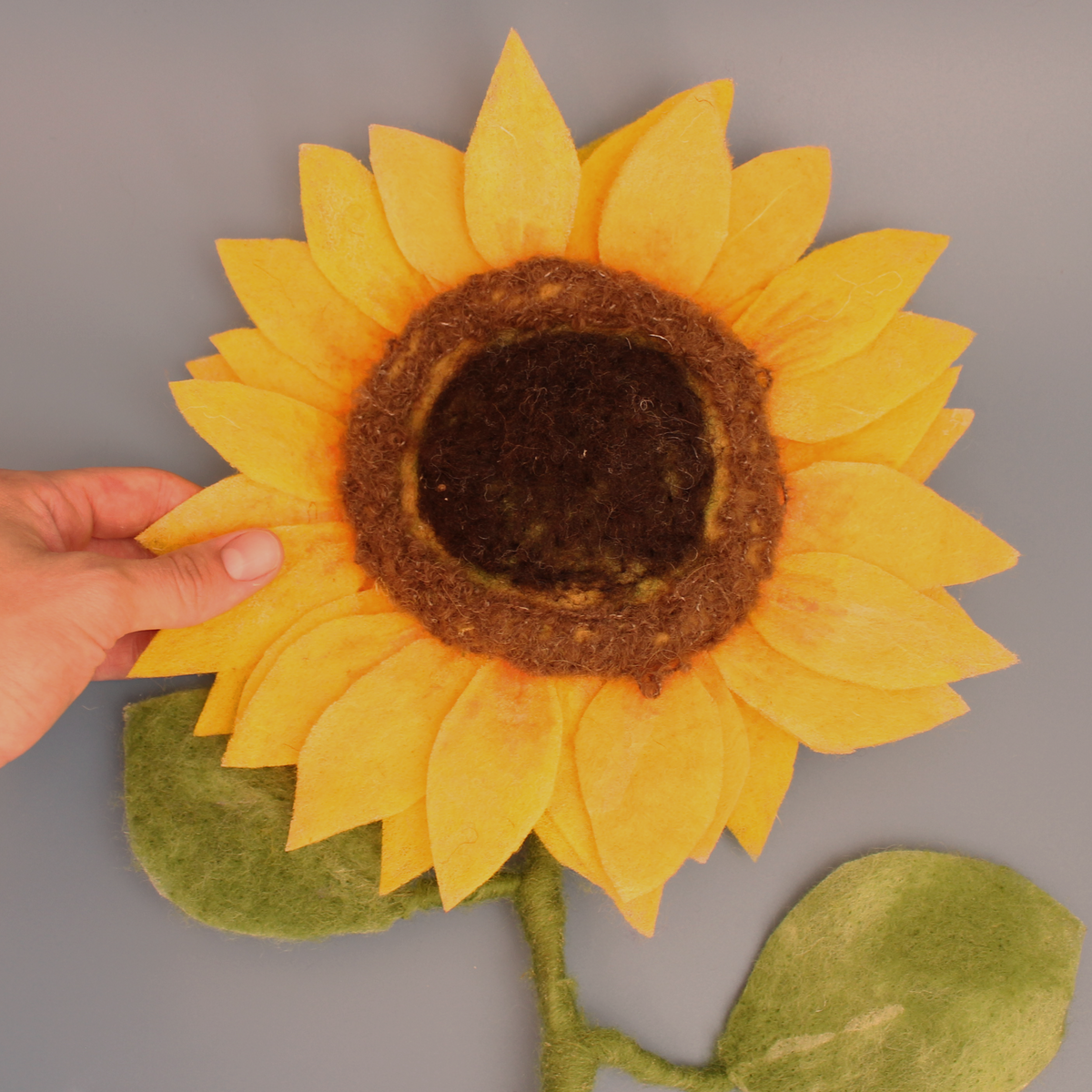 Life-size realistic Sunflower Needle Felt Kit - The Makerss
