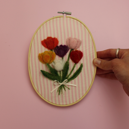 FLOCK OFFER - Tulip Picture in oval hoop Makerss Box Project - The Makerss