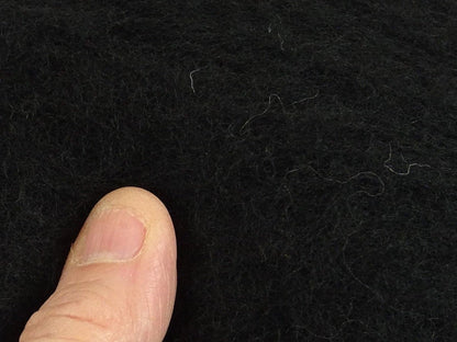 Black Dyed New Zealand Merino carded wool batts - various weights - The Makerss